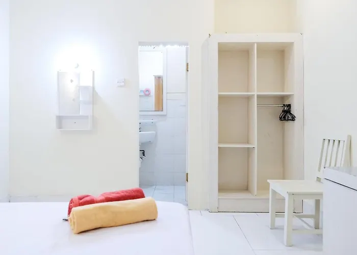 Koolkost Near Beachwalk Shopping Center * Kuta (Bali)